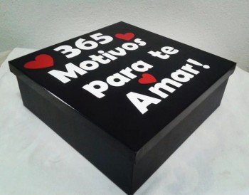 Caixa 365 motivos para amar você