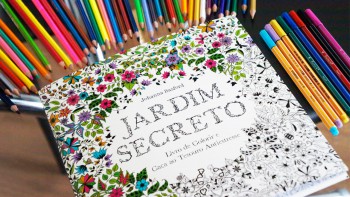 Livro de colorir para adultos