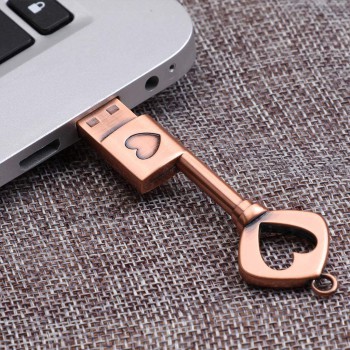 Pendrive com músicas