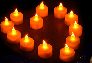 Velas para um jantar romântico