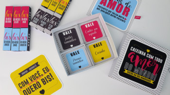 Caixa com cupons do amor