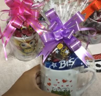 Caneca com bombom