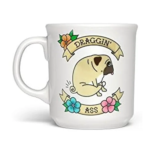 Caneca grande e espalhafatosa