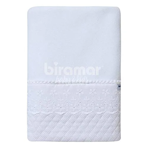 Cobertor branco com bordado inglês