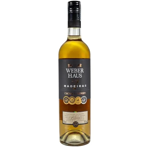 Cachaça artesanal envelhecida