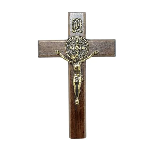 Crucifixo de mão em madeira