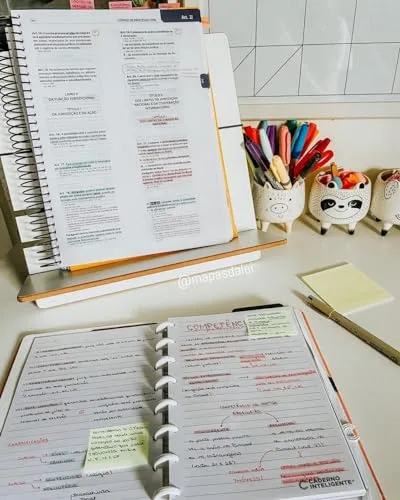 Suporte para ler sem segurar o livro - foto 5