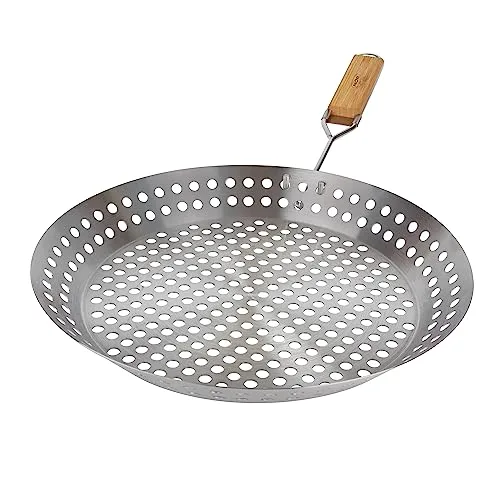 Frigideira furada para grelhar legumes