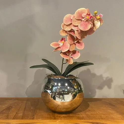 Orquídea artificial em vaso