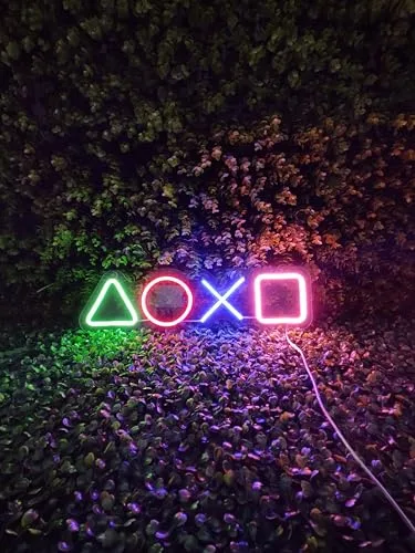 Luminária de neon com tema de videogame - foto 3